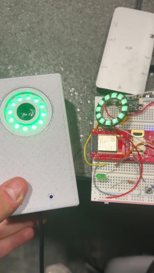 Meemo enclosure with green LED ring